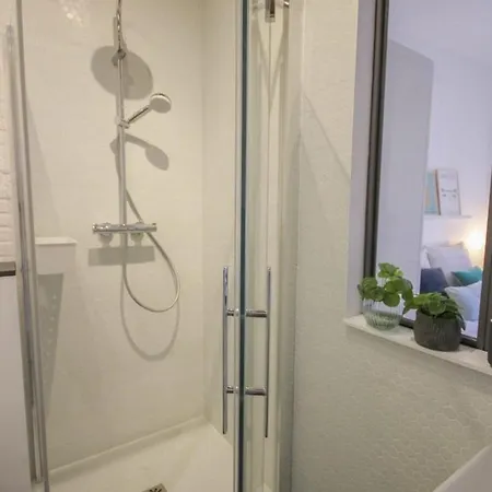 In The Heart Of Old Lille: Rue De La Monnaie Appartamento *